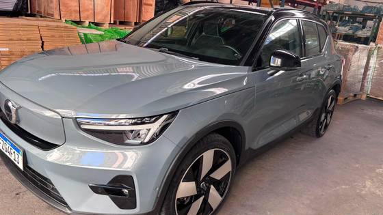 VOLVO XC40 P8 RECHARGE TWIN ELECTRIC ULTIMATE AWD